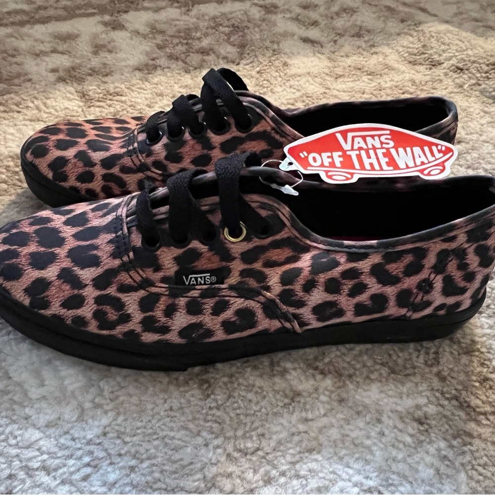 SOLD Leopard Vans nwt - Picture 1 of 5
